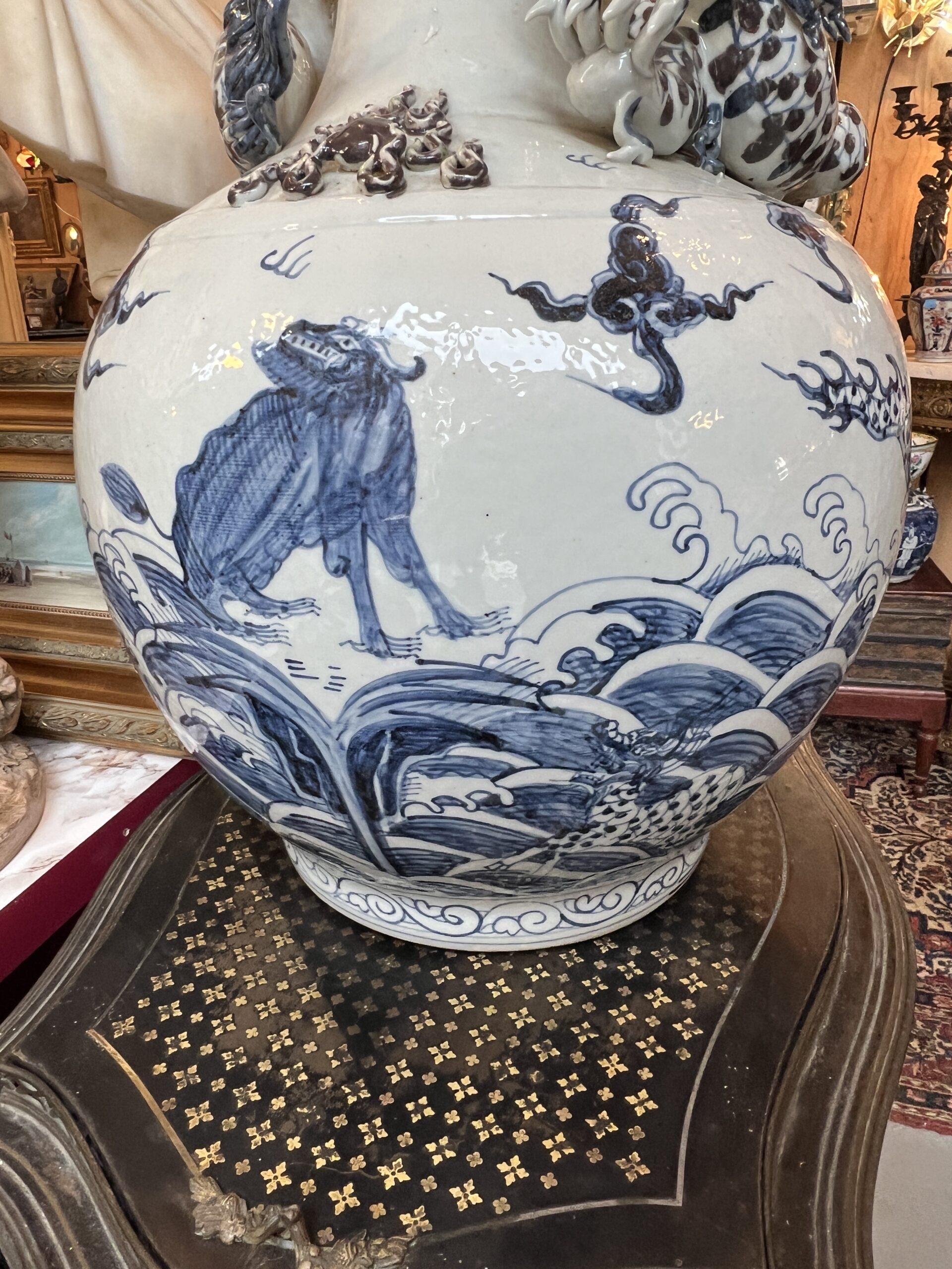 Art d'Asie, imposant vase de Thianqung, en porcelaine de Chine, époque XXe – Image 6