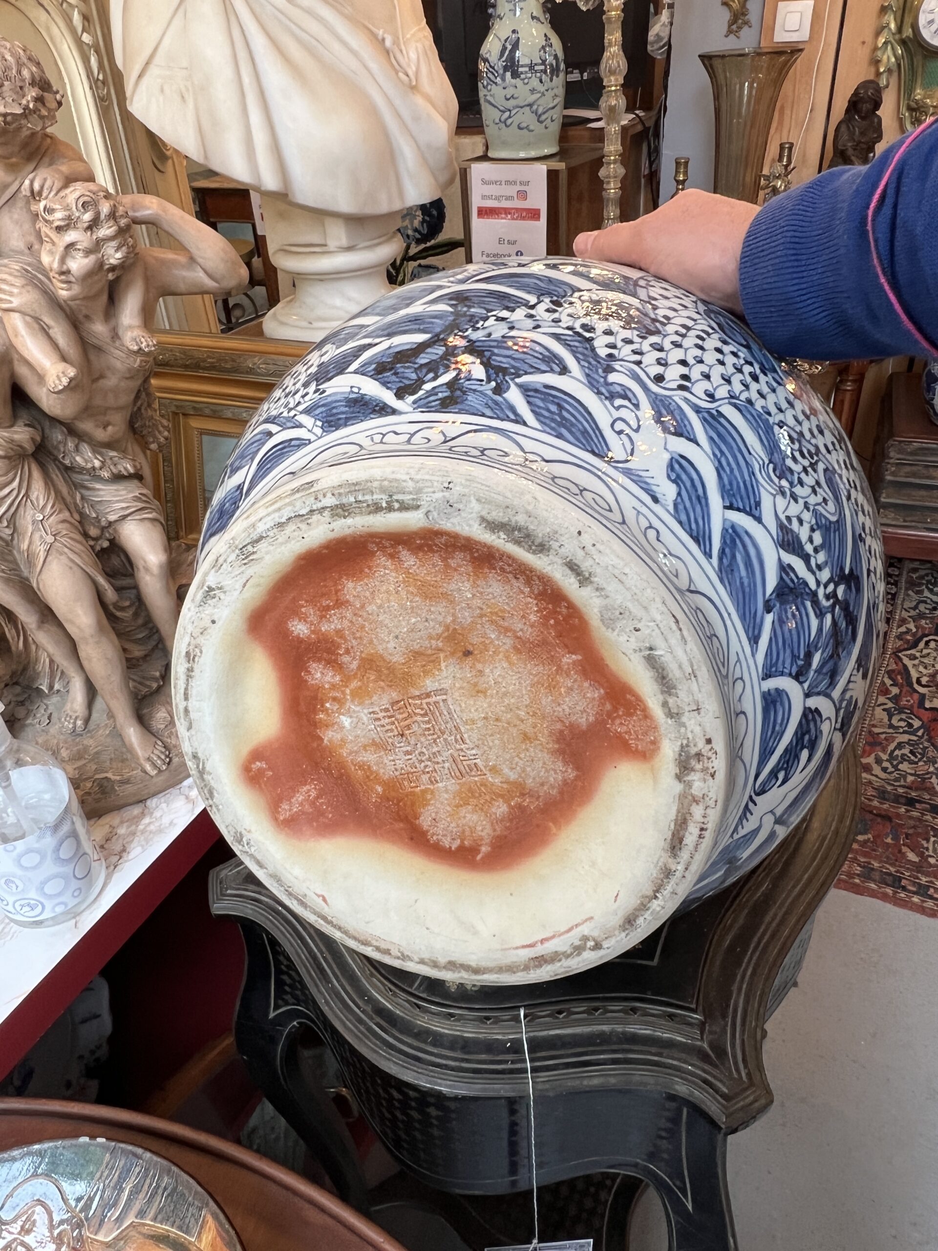 Art d'Asie, imposant vase de Thianqung, en porcelaine de Chine, époque XXe – Image 13