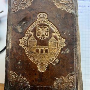 Livre relié cuir