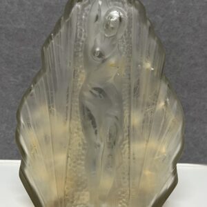 Élégant vase "Naïades" d'époque Art Déco vers 1925 signé Carrillo