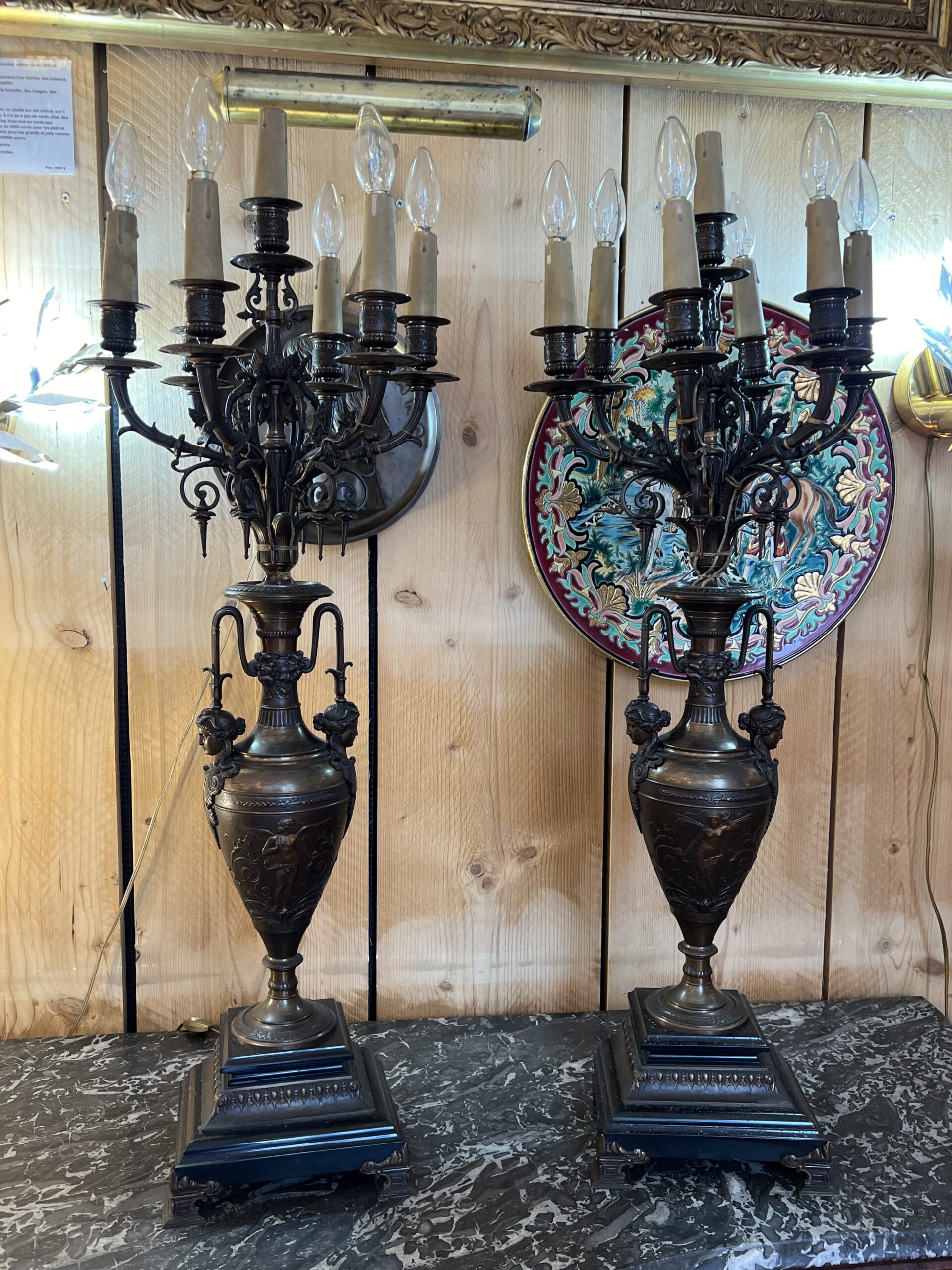 Imposante garniture de cheminée XIXe en bronze de Moreau – Image 18