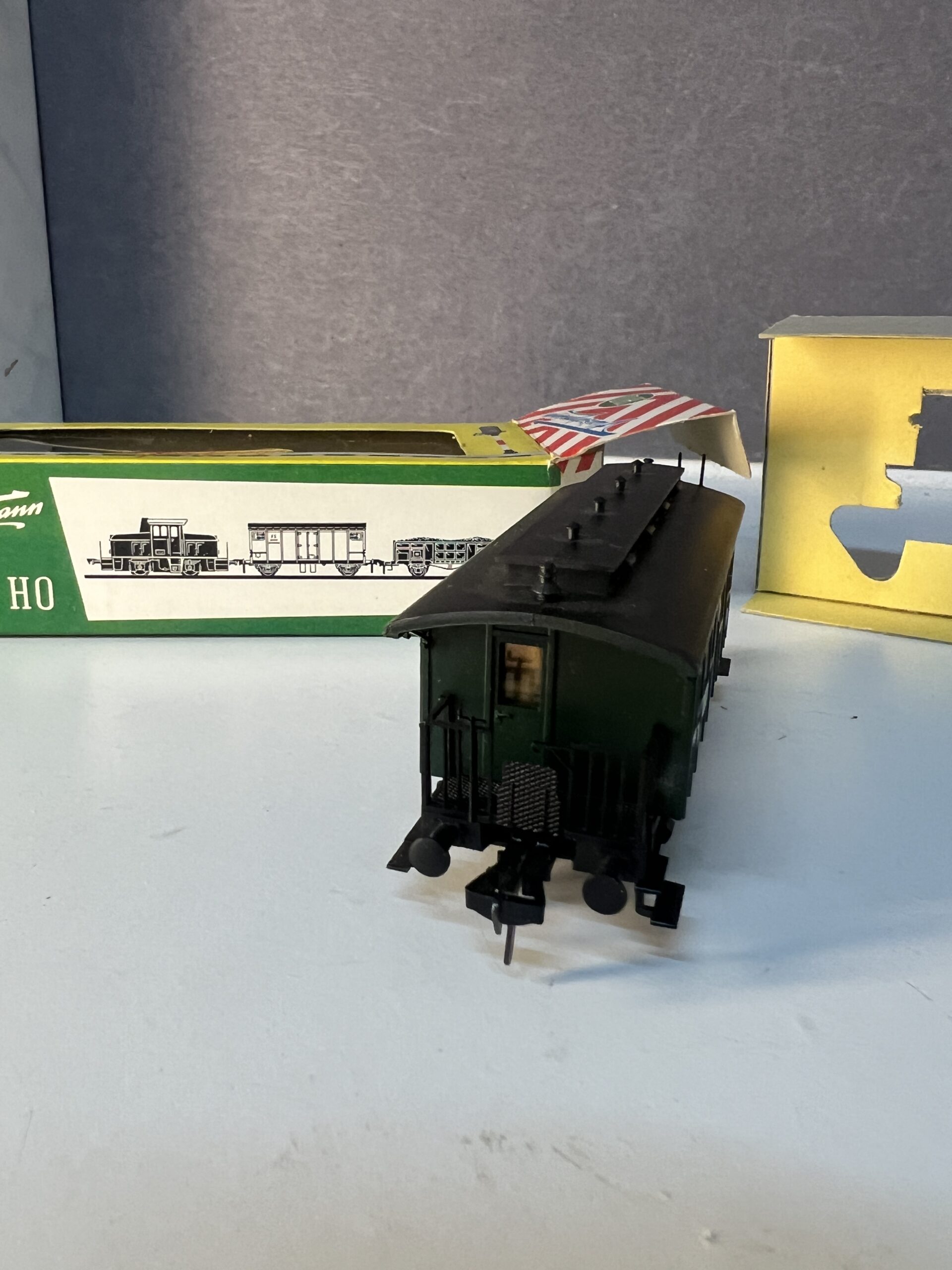 voiture ancienne fleischmann réf. 1400 – type ci 3 kl. kpev, 2 essieux