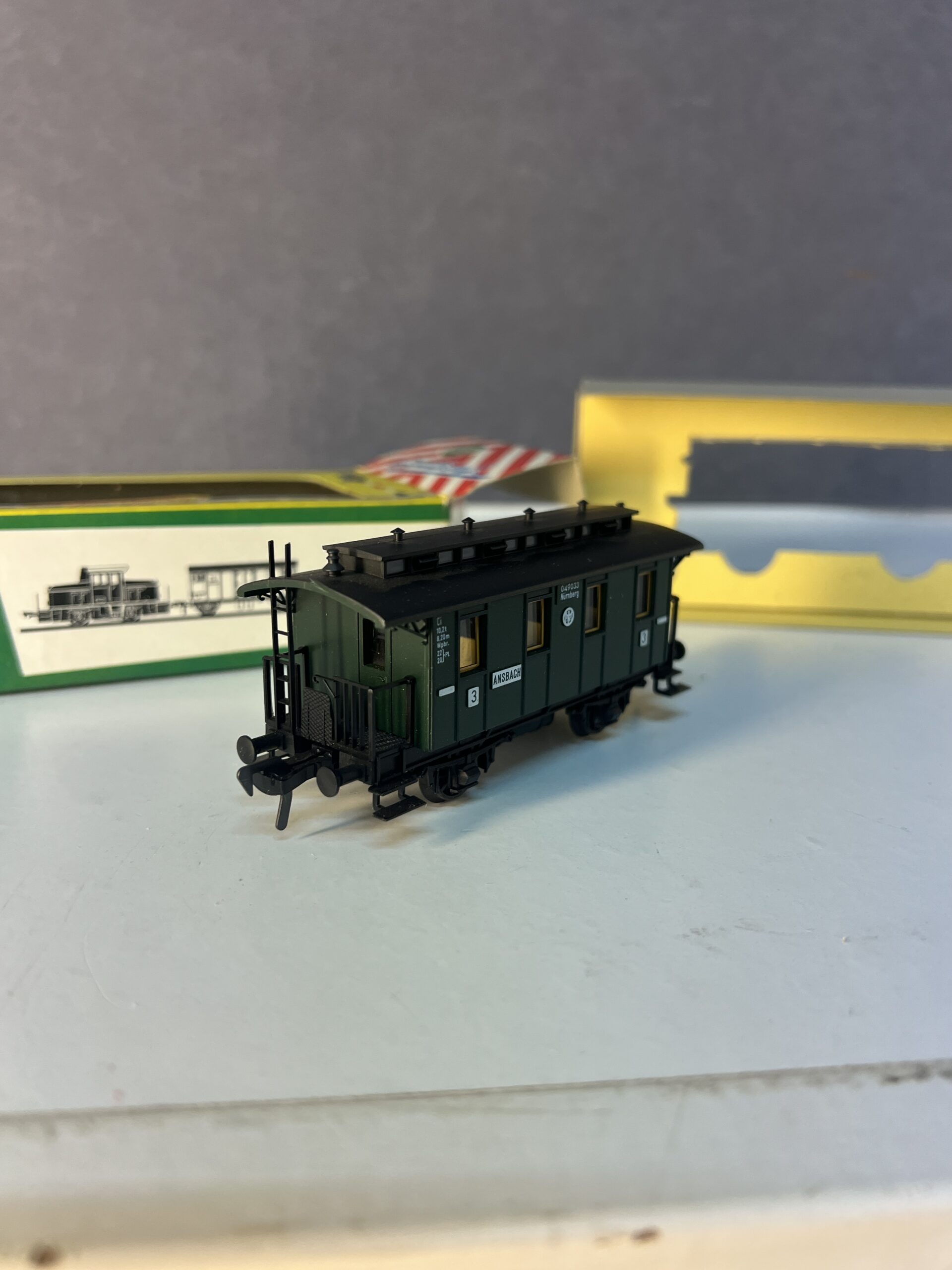 voiture ancienne fleischmann réf. 1400 – type ci 3 kl. kpev, 2 essieux