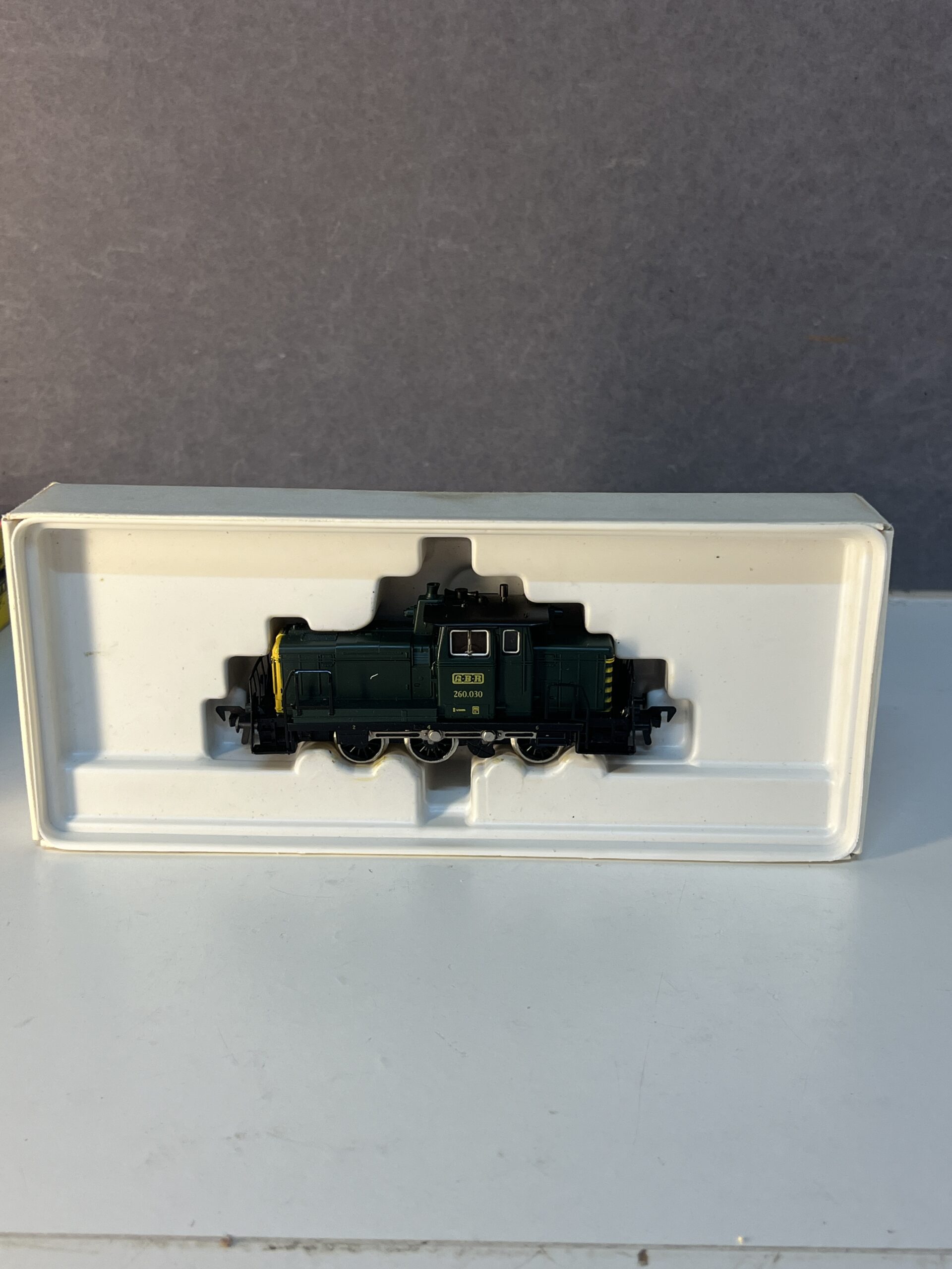 locomotive diesel fleischmann 1379f série 260 de l'abr, boite d'origine
