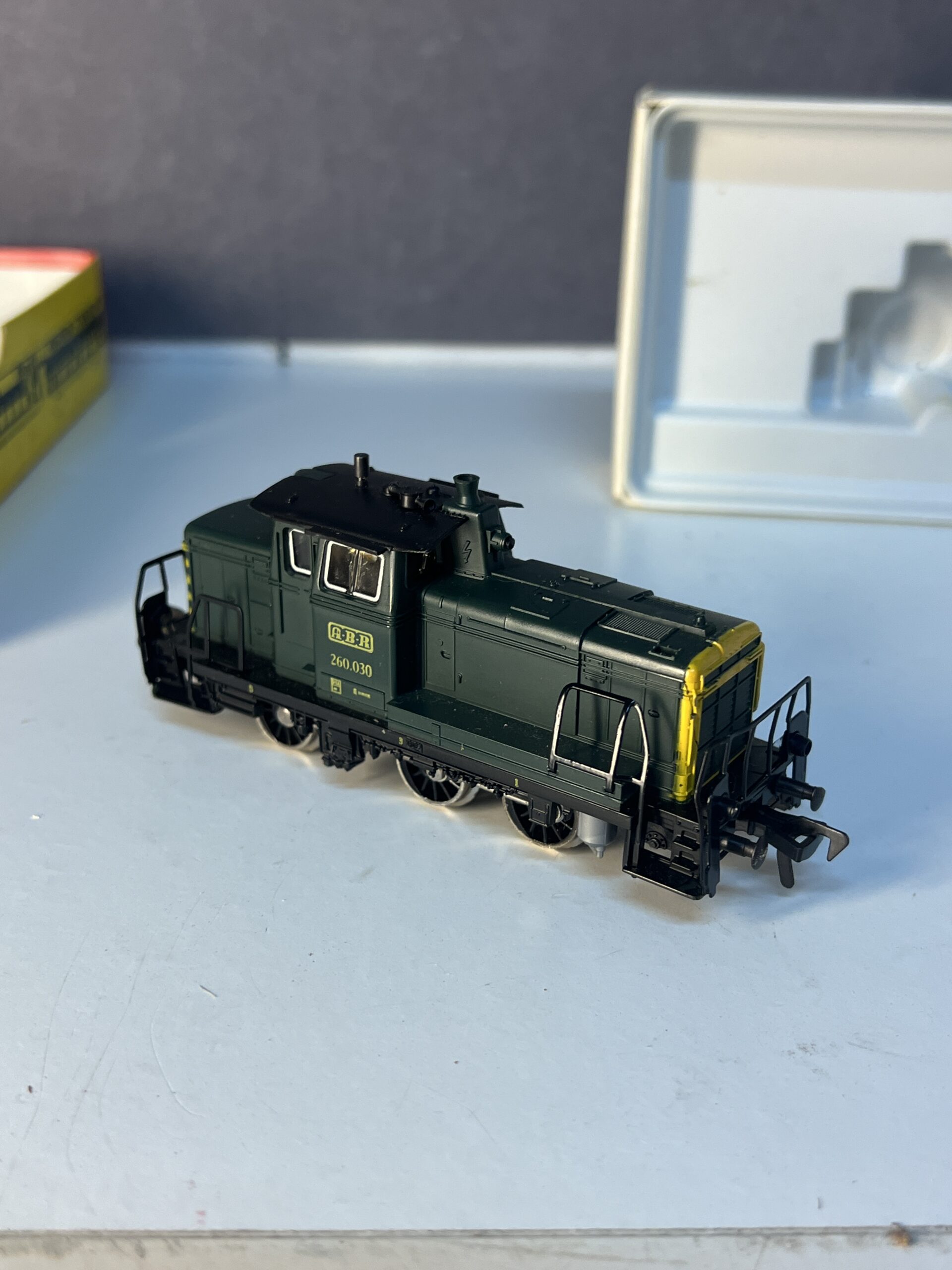 locomotive diesel fleischmann 1379f série 260 de l'abr, boite d'origine
