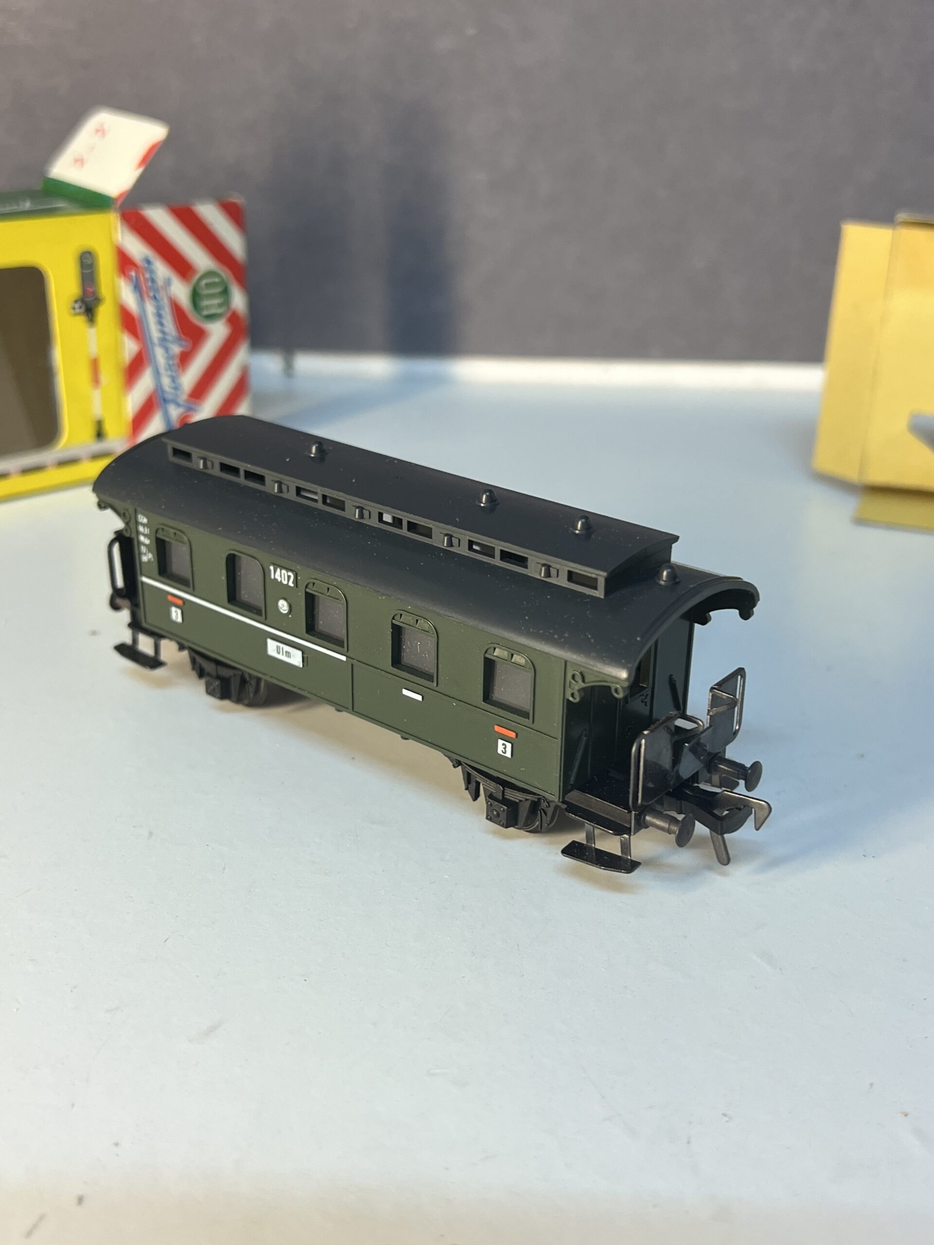 fleischmann 1402, voiture ancienne à 2 essieux type ccitr 3 kl. kpev