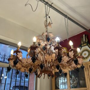 Lustre vintage en tôle peinte vers 1970