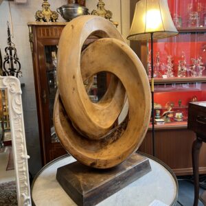 Grande sculpture signé et daté de 1989 par le sculpteur Normand Yvon ALAN, "l'attache "