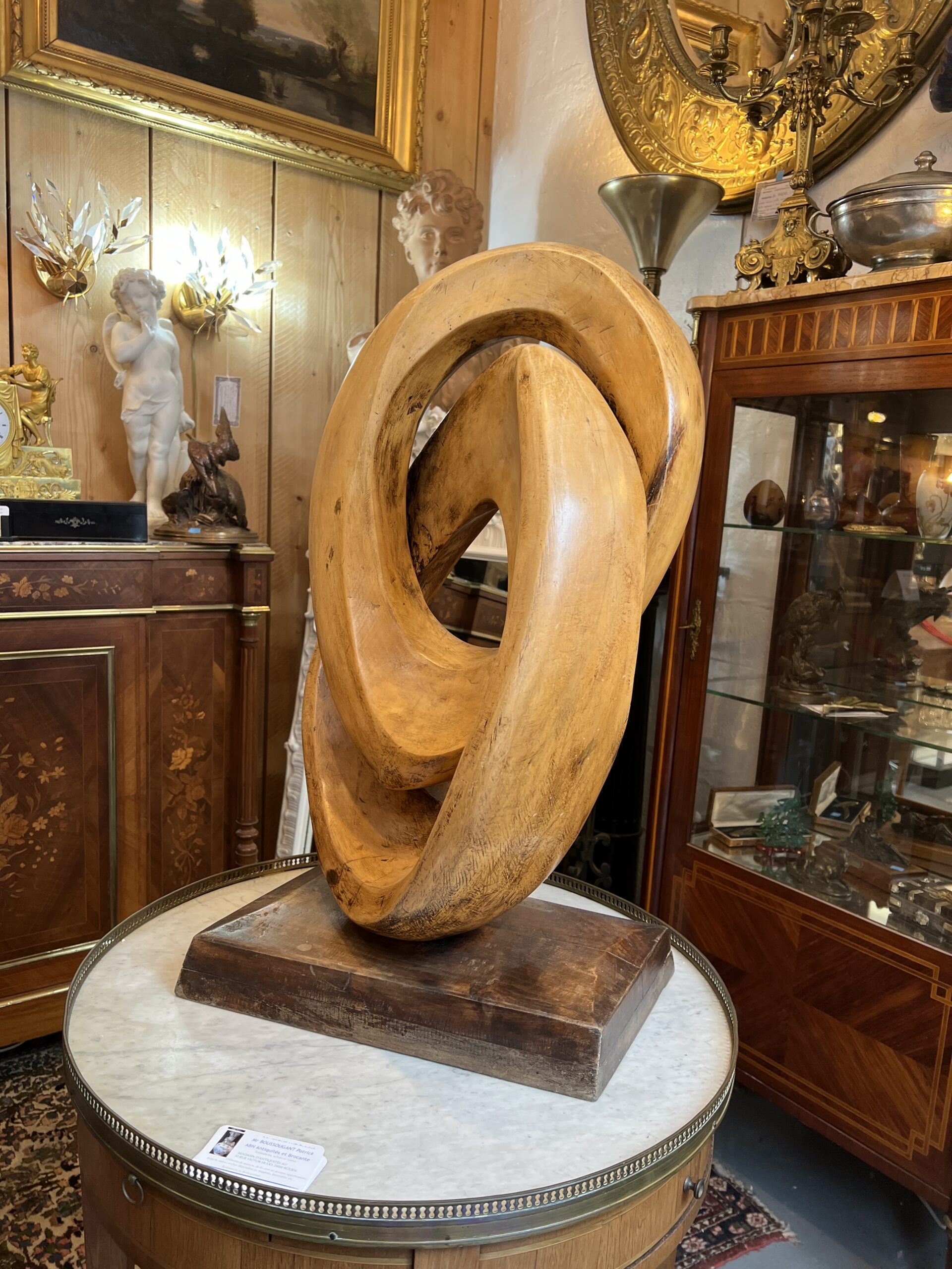 Grande sculpture signé et daté de 1989 par le sculpteur Normand Yvon ALAN, "l'attache "