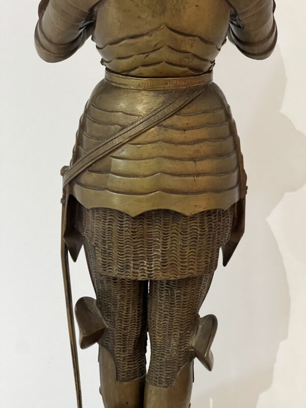 O. Ruffony, sculpture en bronze Jeanne d'arc en armure sur socle en marbre vert portor, fin XIXe – Image 15
