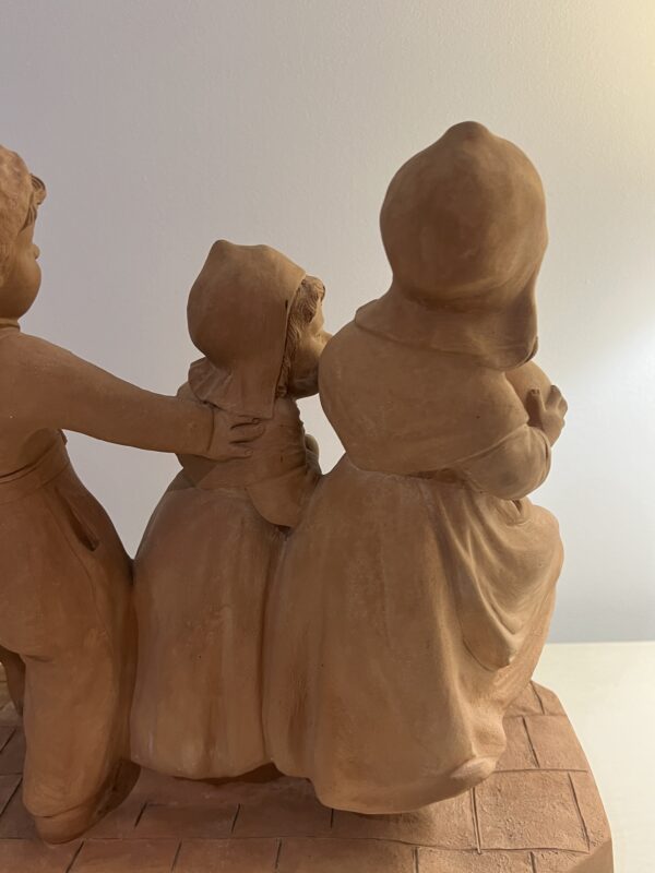 Terre cuite , "Jour de fête " ronde d'enfants signée de Rubens Capaldo ( 1908- 1997 ) – Image 11
