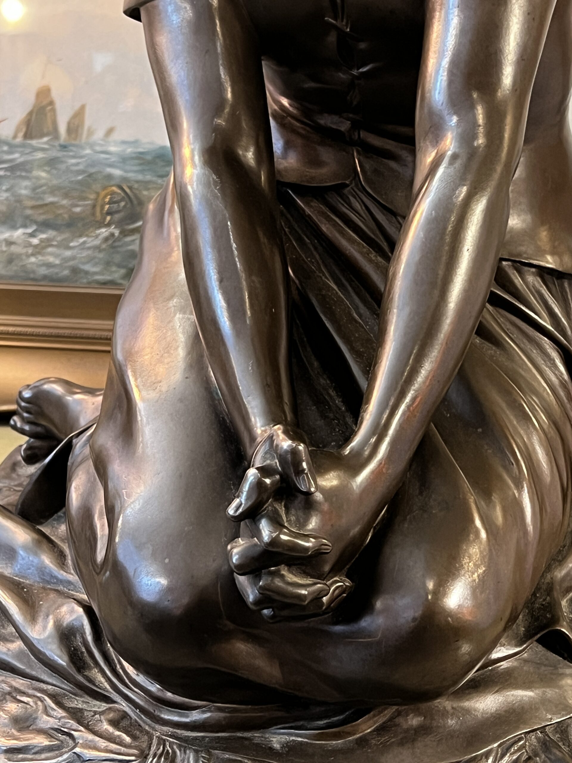 Belle sculpture en bronze représentant Jeanne d'arc assise, par Chapu, Barbedienne et Collas, 57 cm