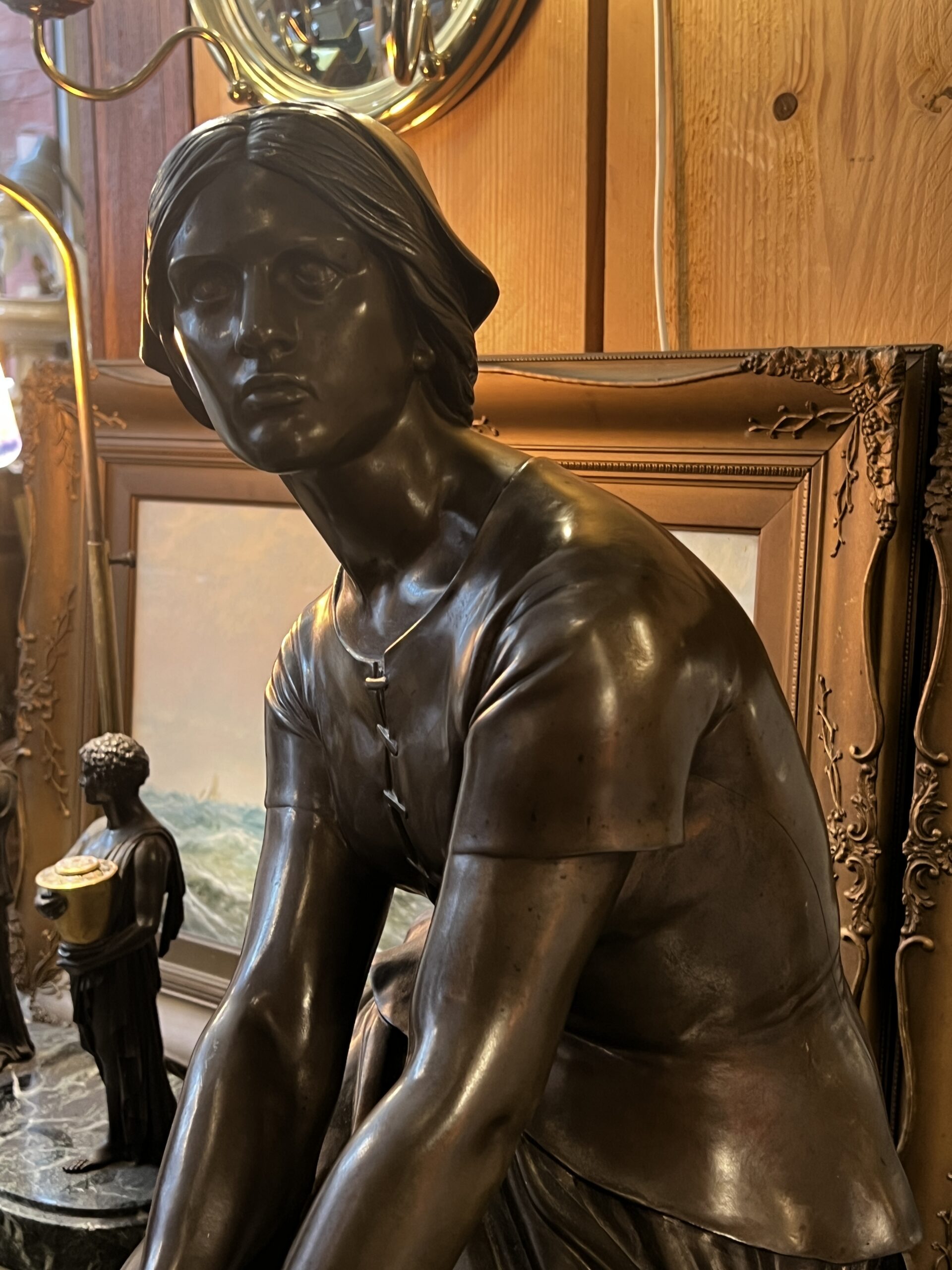 Belle sculpture en bronze représentant Jeanne d'arc assise, par Chapu, Barbedienne et Collas, 57 cm