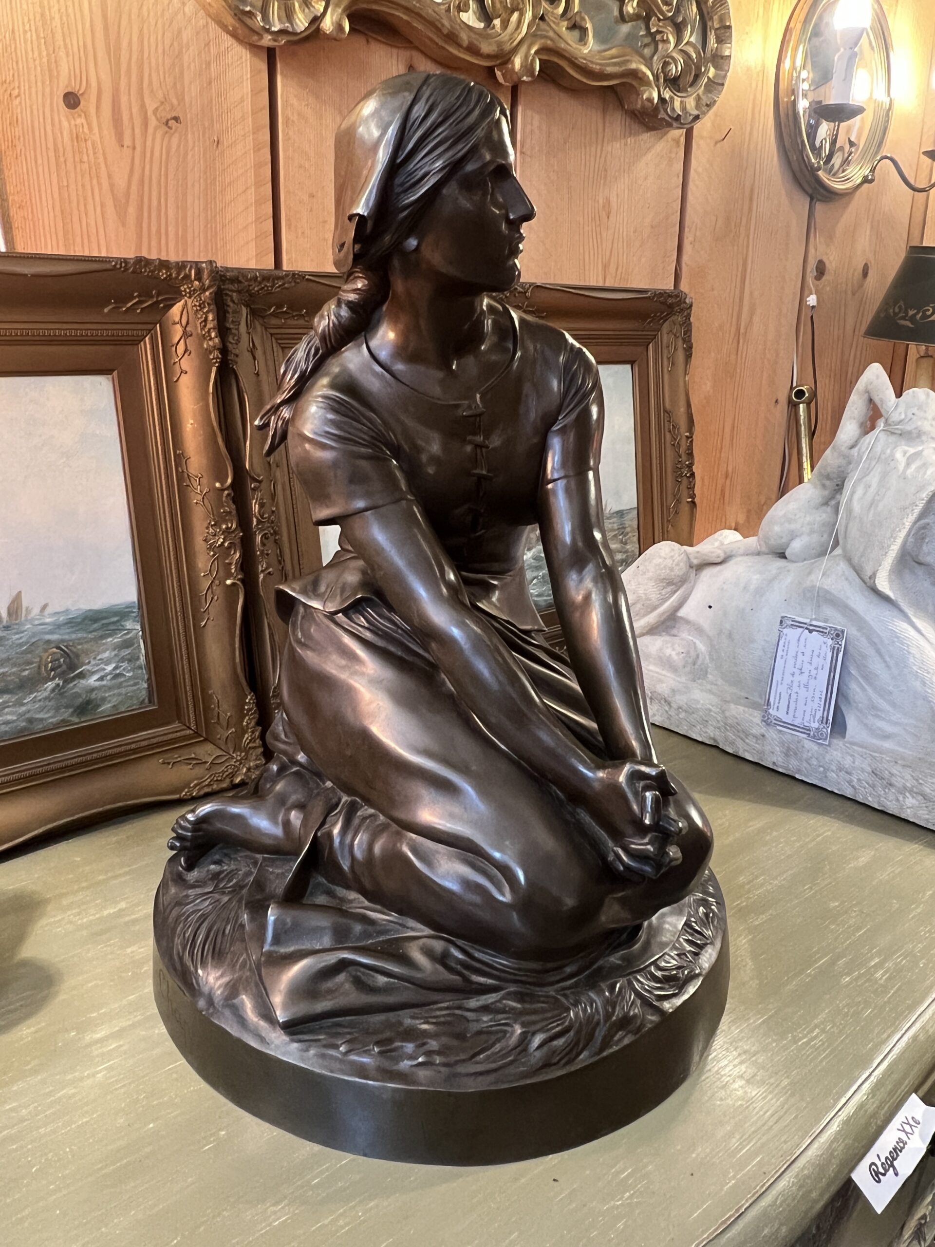 Belle sculpture en bronze représentant Jeanne d'arc assise, par Chapu, Barbedienne et Collas, 57 cm – Image 12