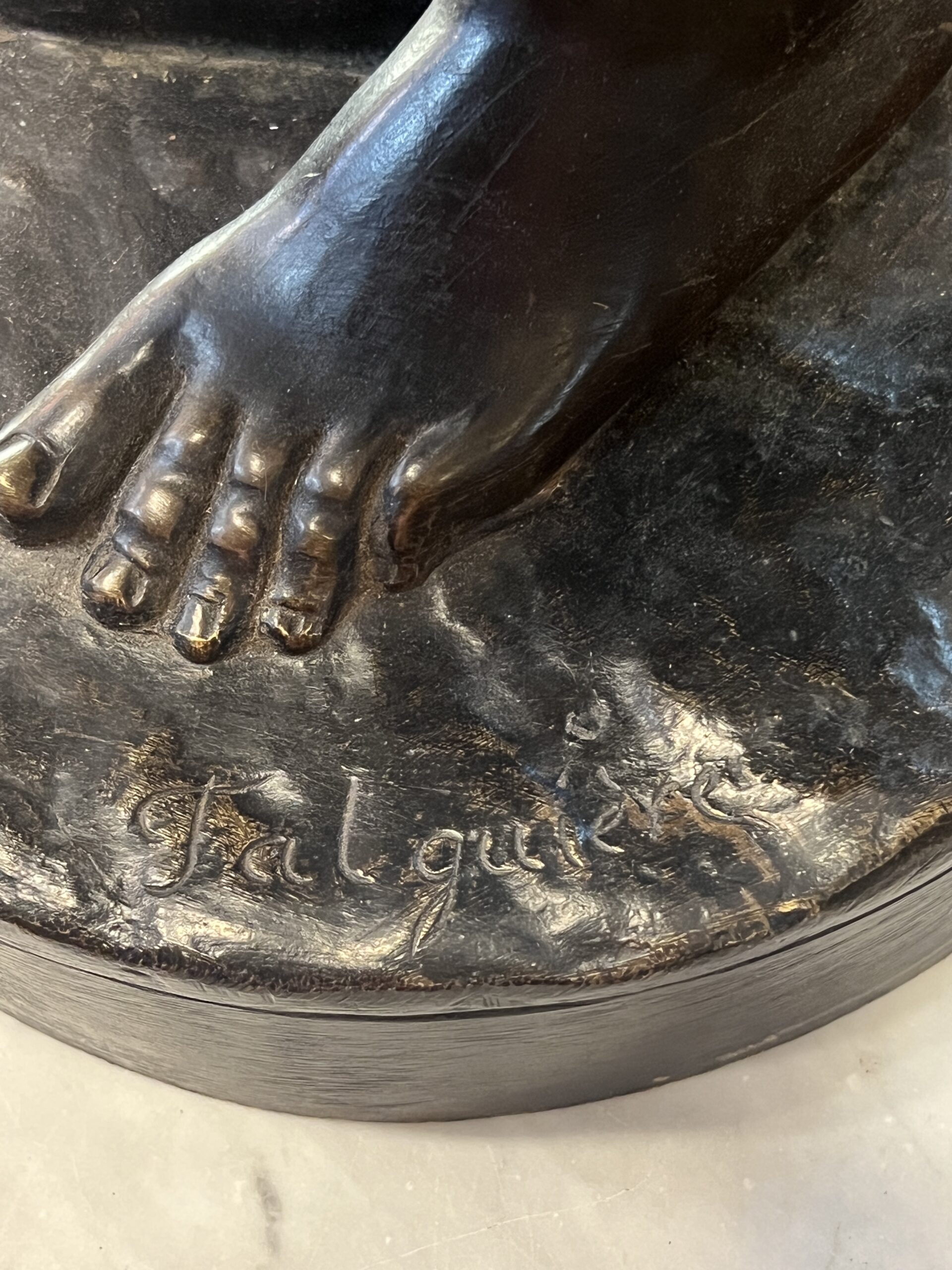 Grande sculpture de Alexandre Falguière ( 1831-1900 ) intitulée " Mignon " hauteur 87 cm