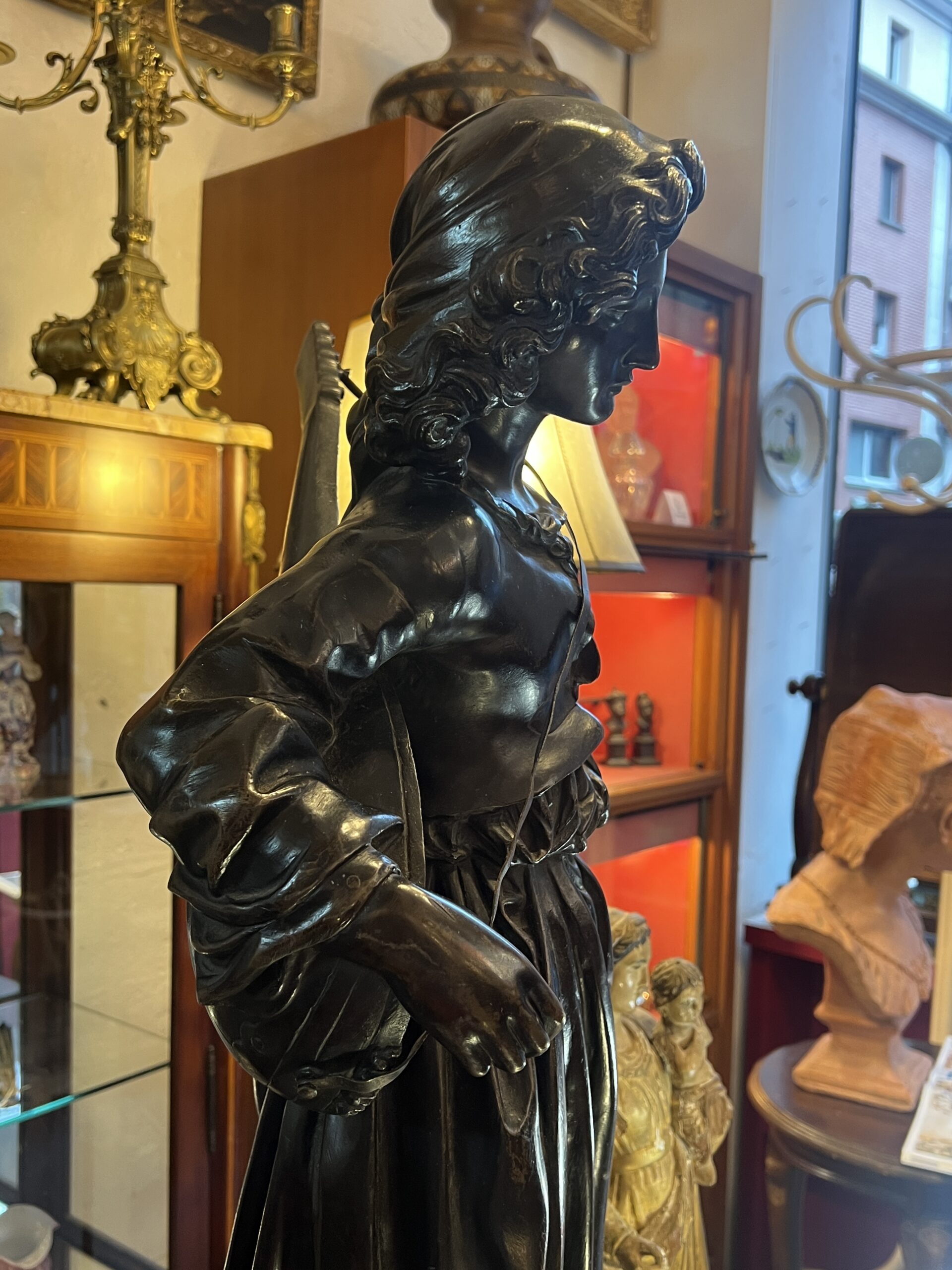 Grande sculpture de Alexandre Falguière ( 1831-1900 ) intitulée " Mignon " hauteur 87 cm