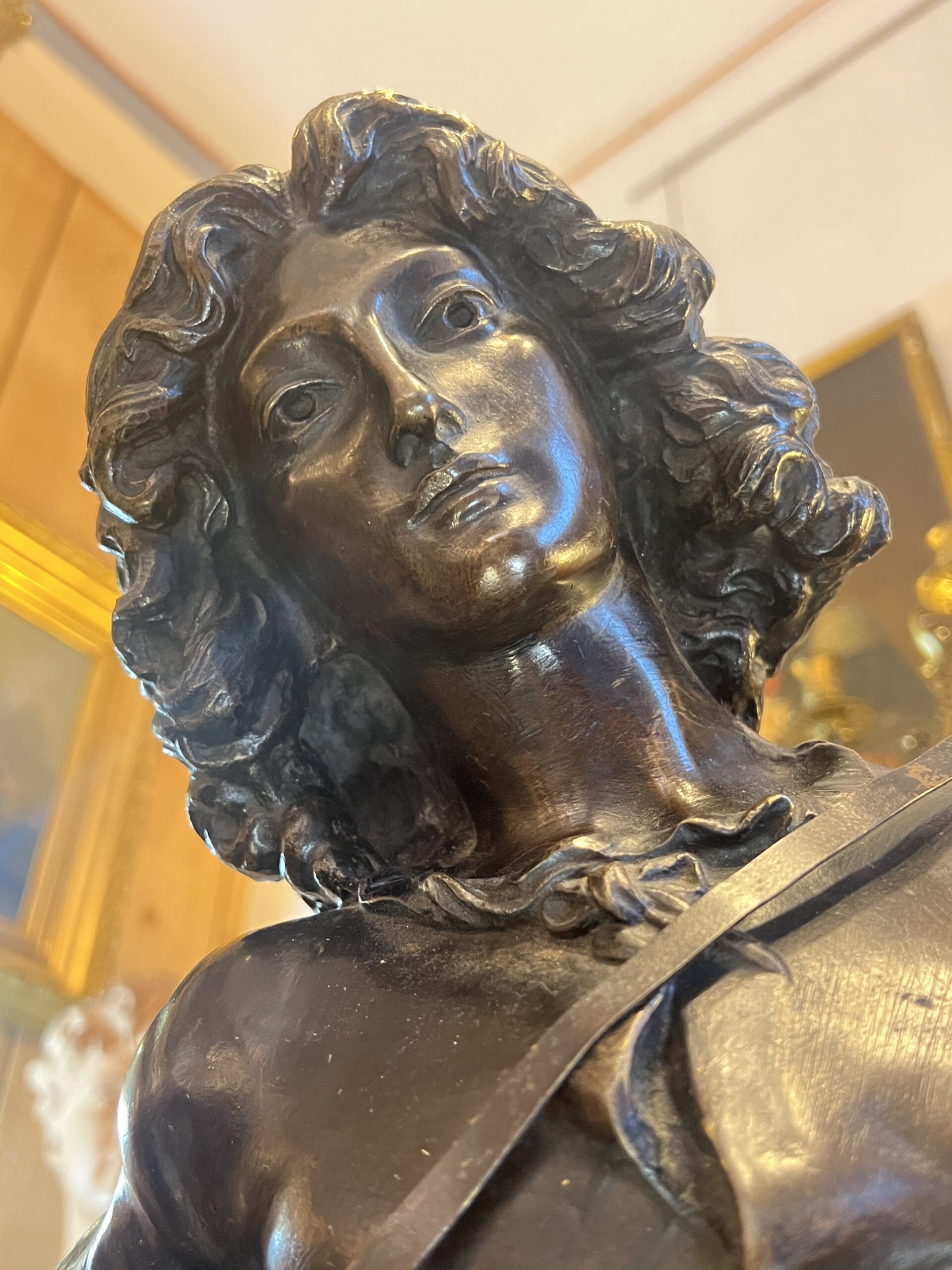 Grande sculpture de Alexandre Falguière ( 1831-1900 ) intitulée " Mignon " hauteur 87 cm