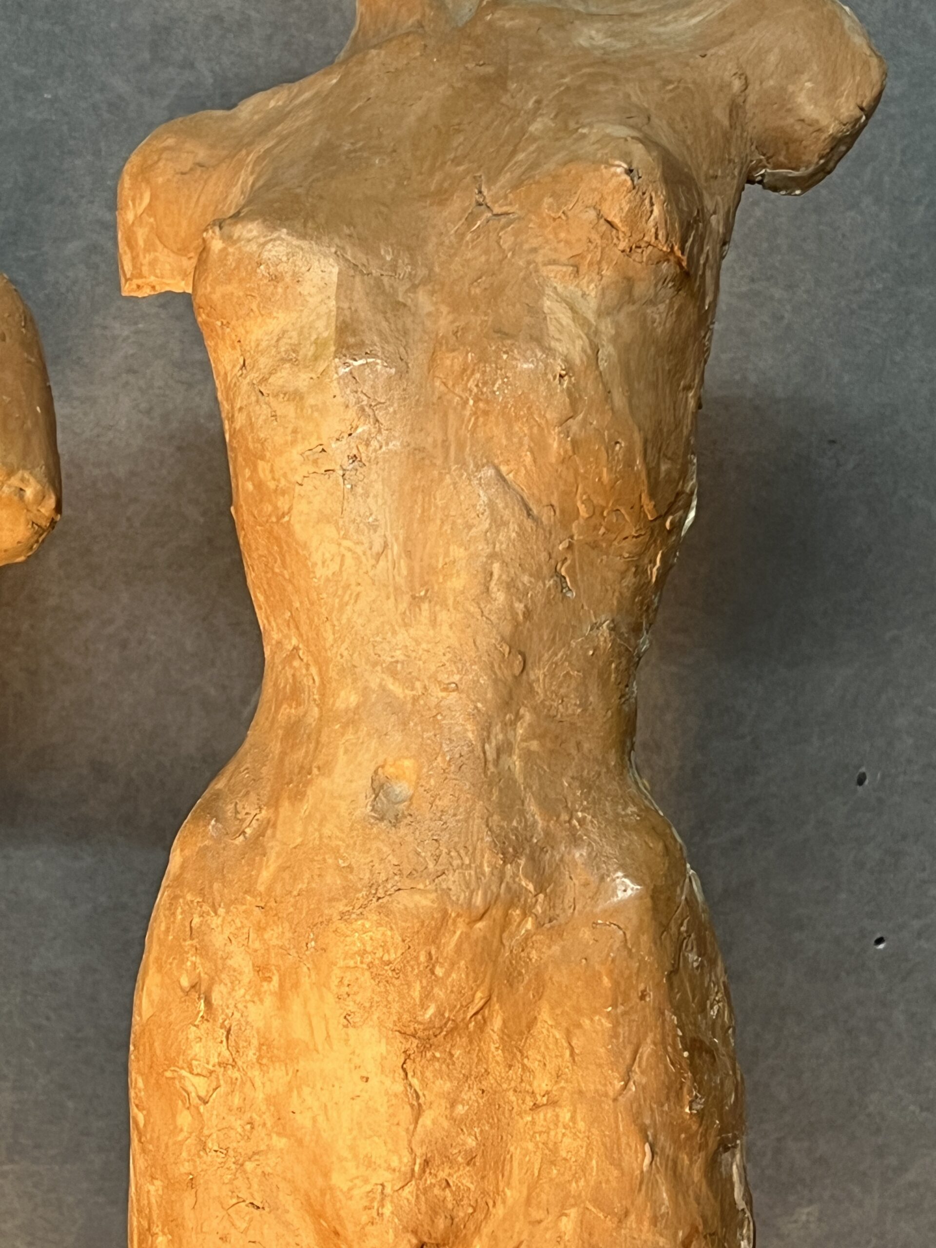 Paire de sculptures en terre cuite signées Irénée Duriez (1950) – Élégance féminine