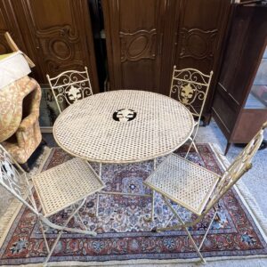 Salon de jardin ou de terrasse pliable en tôle et fer forgé tréssé et ajouré, 5 pièces