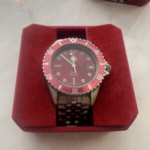 TAG Heuer Professional 1000, Référence 980.913N, Montre de plongée vintage à cadran rouge